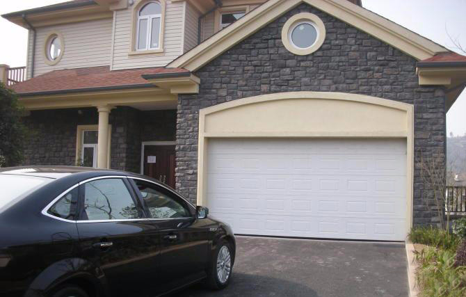 電動翻版車庫門廠家