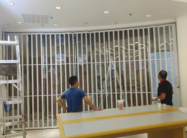 鋁合金水晶折疊門