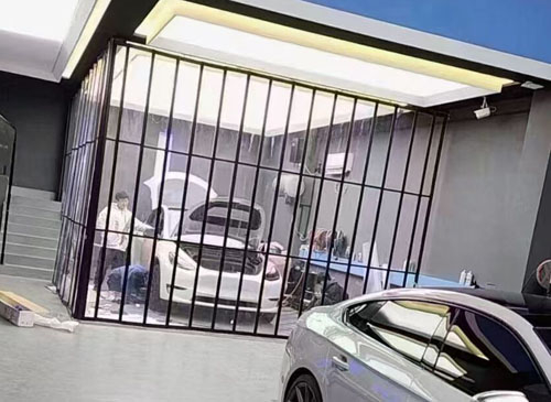 洗車行 側(cè)向水晶折疊門